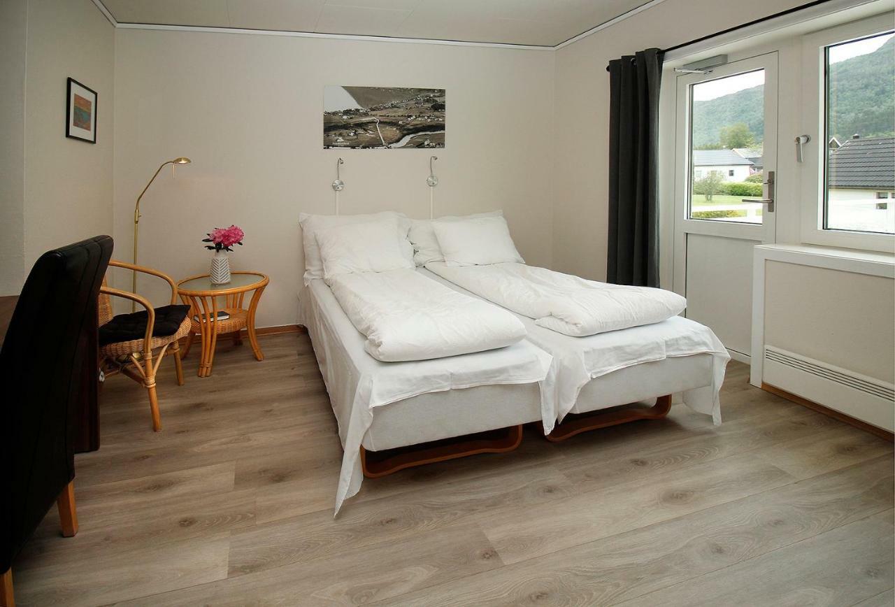 Sentrum Hotel Nordfjordeid Luaran gambar