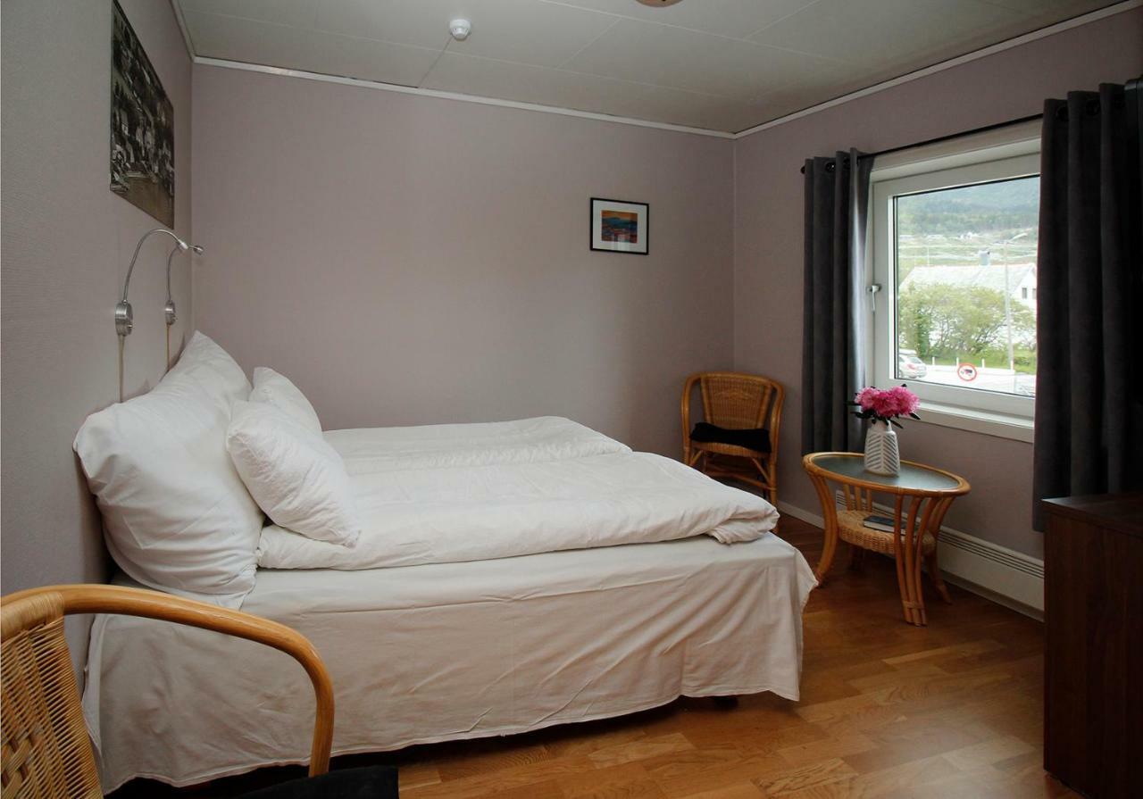 Sentrum Hotel Nordfjordeid Luaran gambar